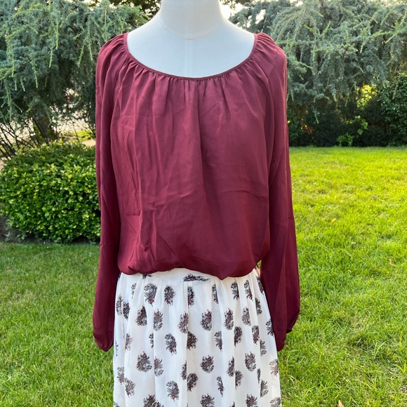 BR Silk peasant top. - Picture 1 of 6